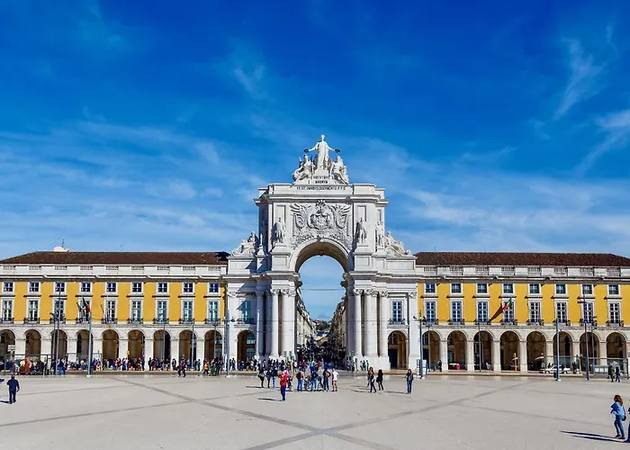 Luxury Apartment By Myplaceforyou, Very Quiet, Close To Time Out Market Lisbon